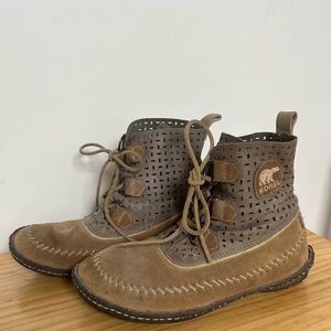 Sorel Women’s Boots size 7